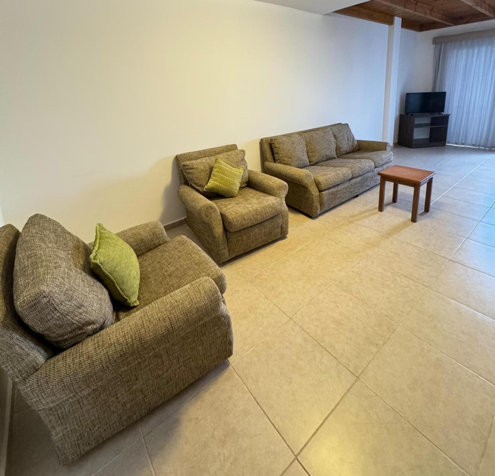 The Horse Farm Hotel Agios Georgios  Buitenkant foto